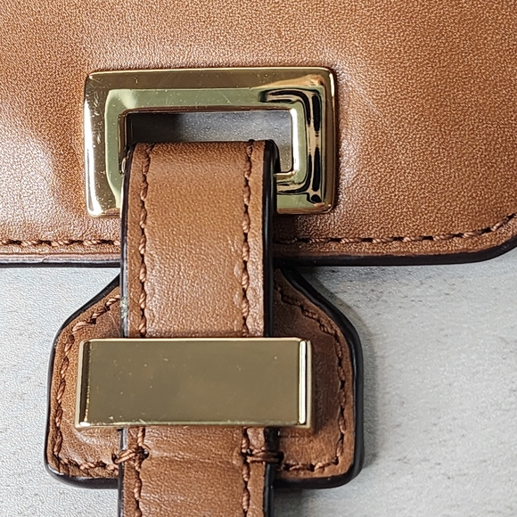 MICHAEL Michael KorsNaomi Medium Woven Straw Crossbody Bag - Picture 11 of 15